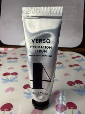 🌷5-$25🌷Verso Hydration Serum with Niacinamide - Silver Tube